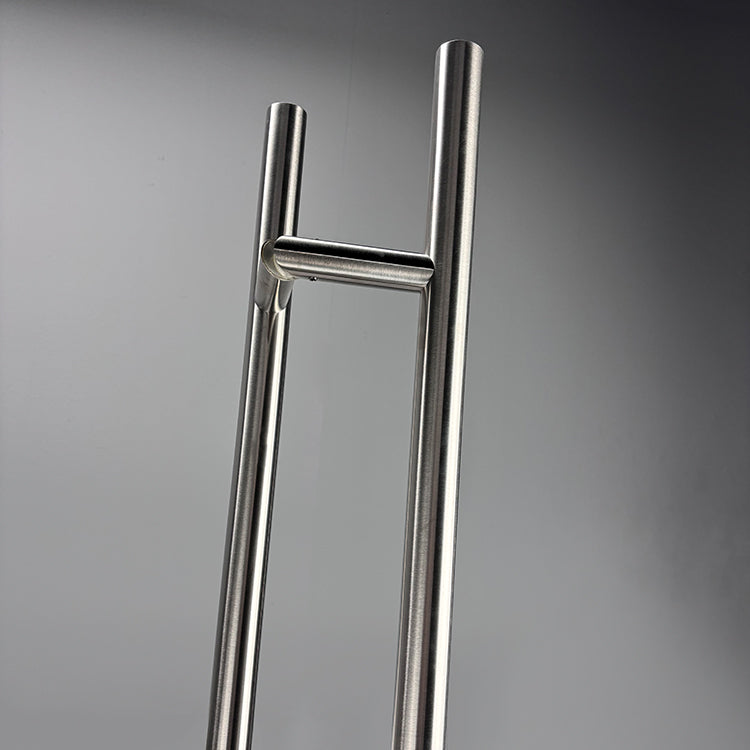 1-1/4” DIAMETER - 155º OFFSET LADDER PULL HANDLE BACK-TO-BACK - SATIN STAINLESS STEEL MOD. L27